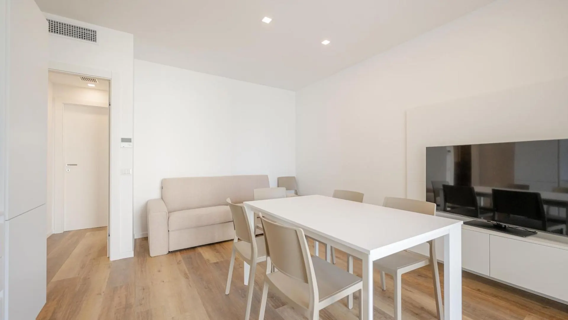 Wave Island Sange C4 Apartment Lido di Jesolo Italy